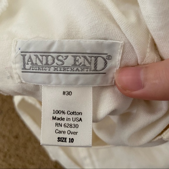 Lands End 9” inseam white cotton shorts - Picture 3 of 5